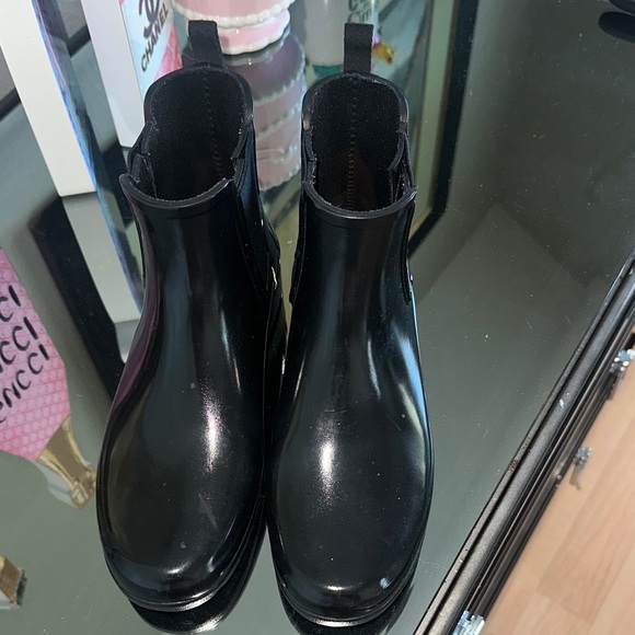 Hunter Black Women's Shoes - Picture 4 of 10